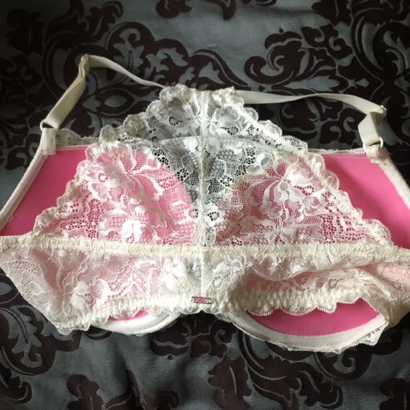 White Victoria’s Secret PINK Date Racerback Bra - Picture 2 of 2